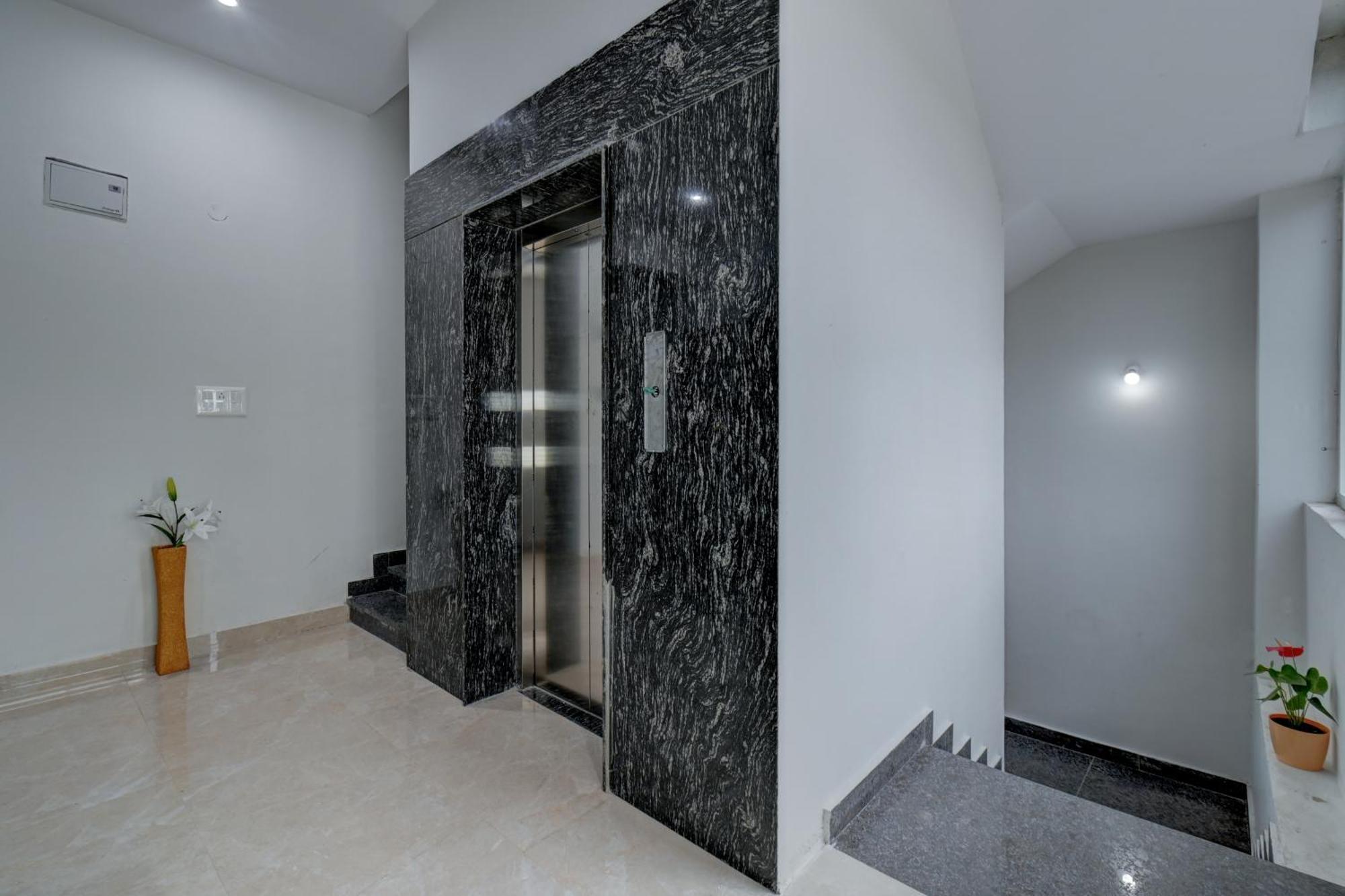 Hotel Cloud 9 Luxury Stay Mysore Extérieur photo